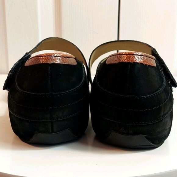 OTBT Pacific City Flat Black Nubuck MaryJane Sz 9 (8.5) - Picture 9 of 12